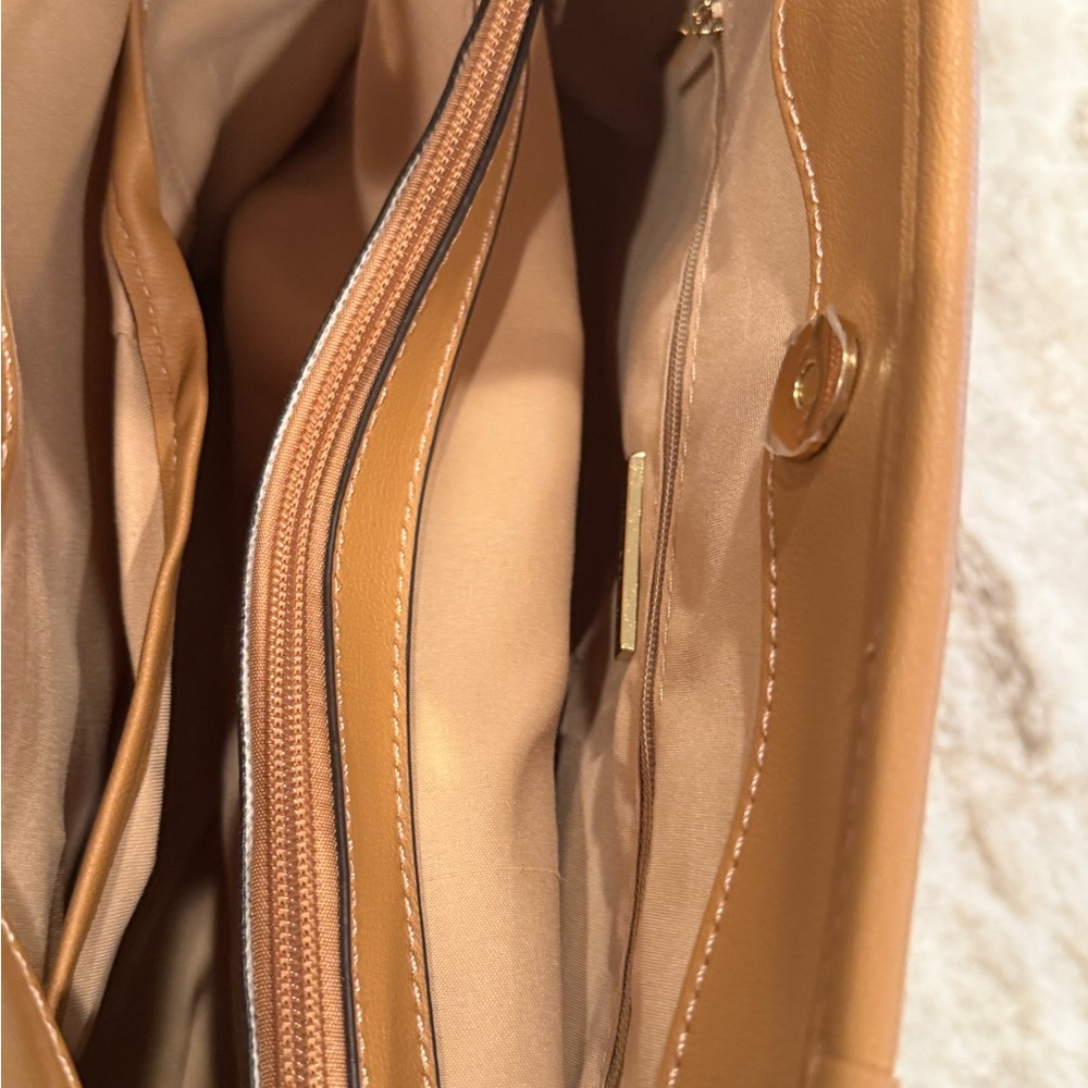 Gianni Bernini Stylish Tan and Cream Women's straw purse - Picture 7 of 14